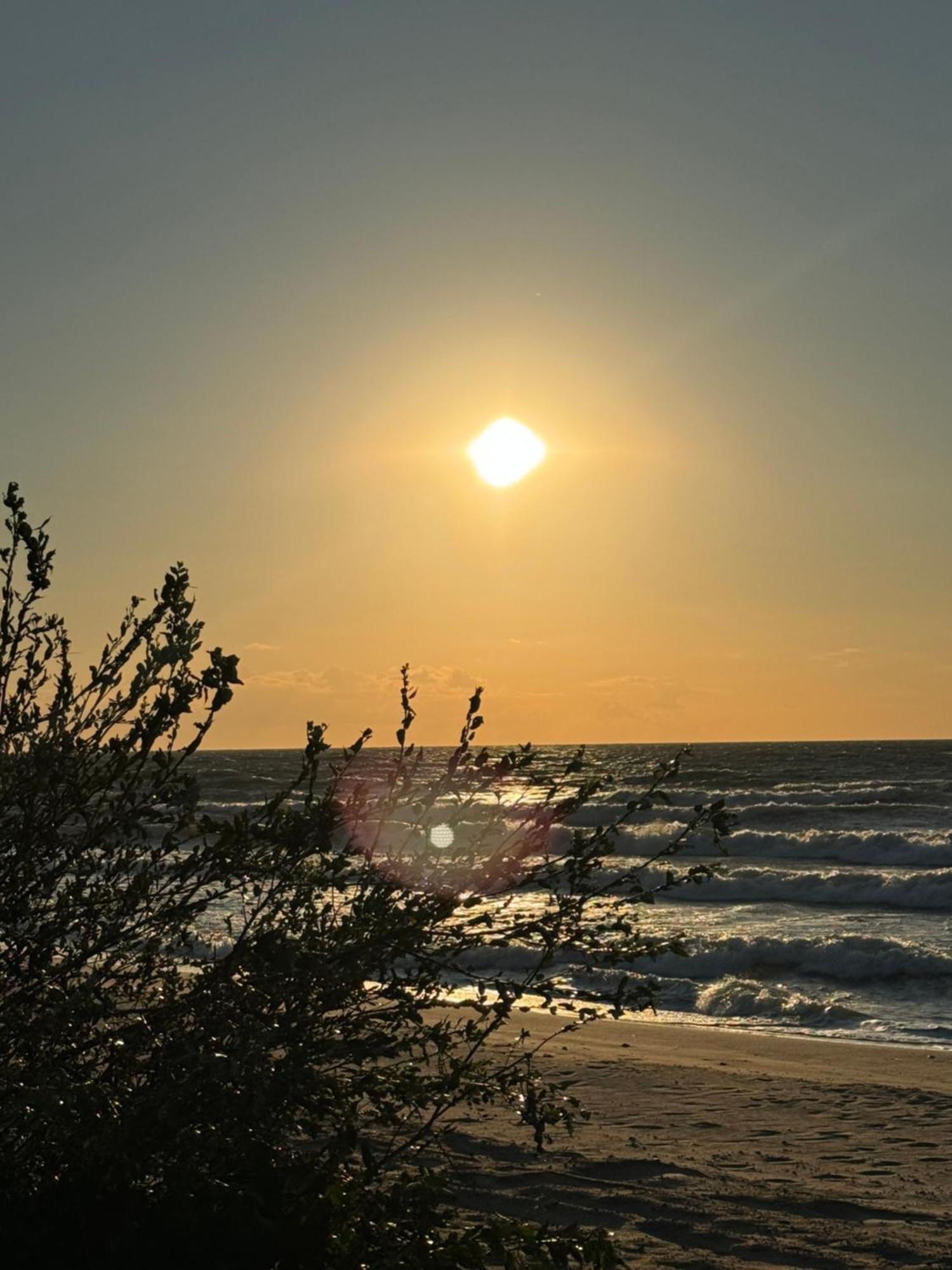 4Summer Kolobrzeg Apartamenty White Blue Sauna & Fitness & Parking 100 Metrow Do Pieknej Szerokiej Piaszczystej Plazy, Wspanialy Widok Z Duzego Tarasu! 100 Meter Zu Einem Schoenen Breiten Sandstrand, Herrliche Aussicht Von Einer Grossen Terrasse! Екстериор снимка